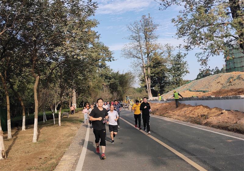 1606962790188229.jpg 派瑞林真空氣相鍍膜|低壓注塑|低壓注膠